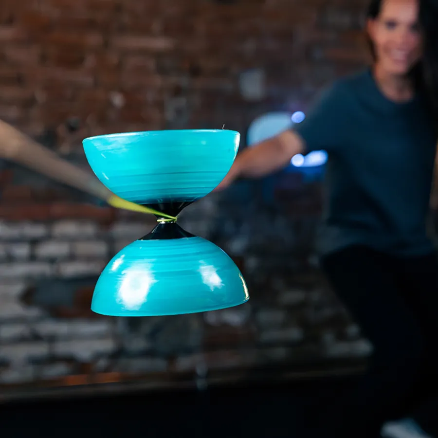 Pro level diabolo trick