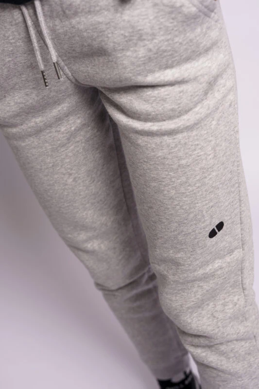 skill addicts pill sweatpants grey