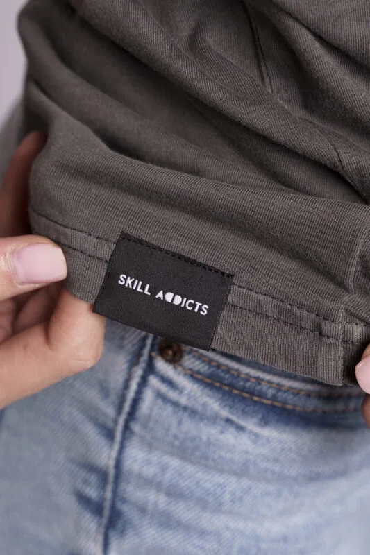 skill addicts pill t-shirt grey