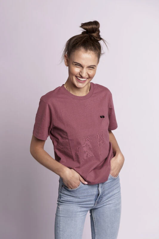 skill addicts pill t-shirt burgundy