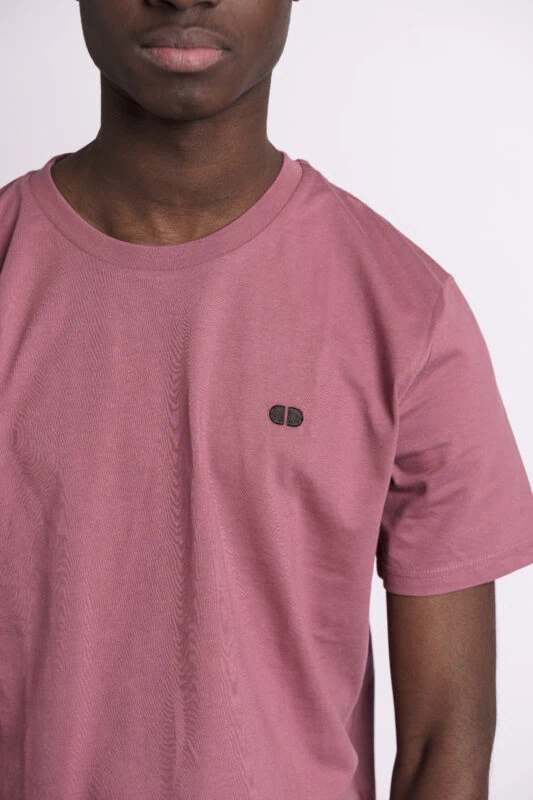 skill addicts pill t-shirt burgundy