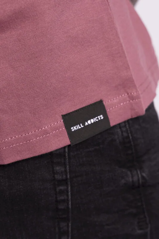 skill addicts pill t-shirt burgundy