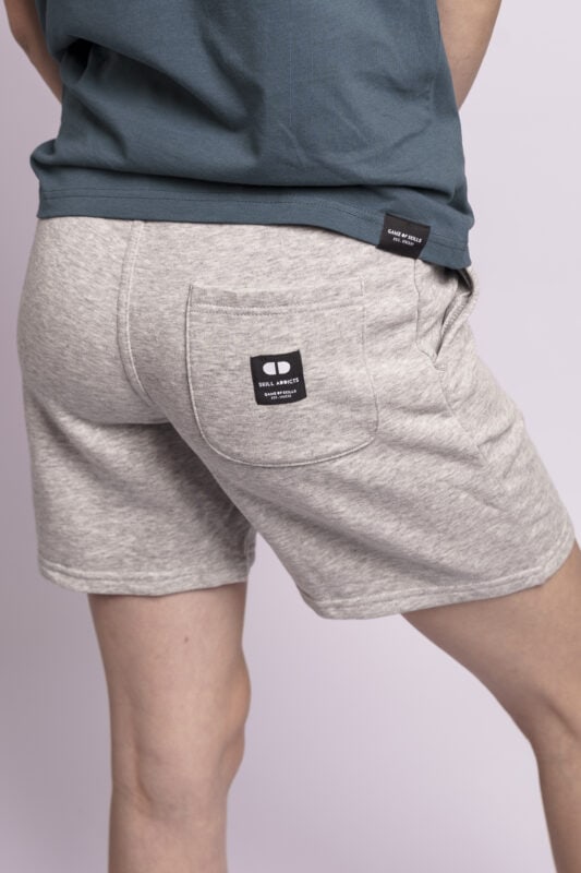 skill addicts pill shorts grey