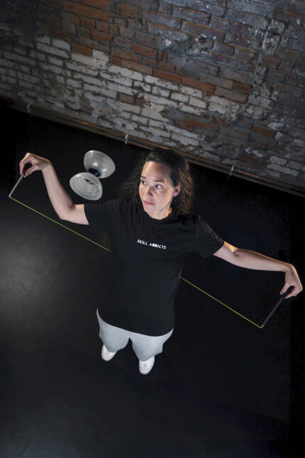 learn diabolo tricks