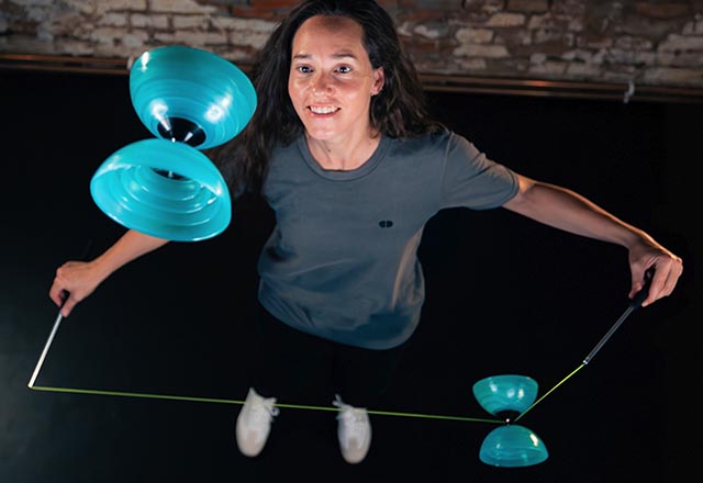 how to do tricks with diabolo