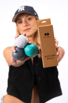 ball juggling set