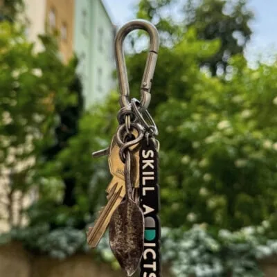 skilladdicts rubber keychain