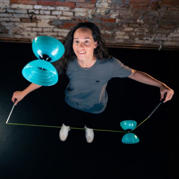 how to do tricks with diabolo